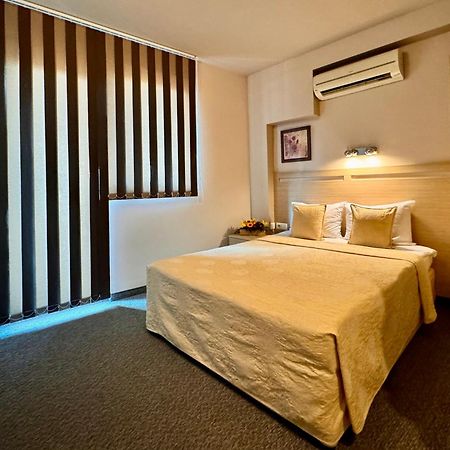 Expo Hotel Пловдив Экстерьер фото