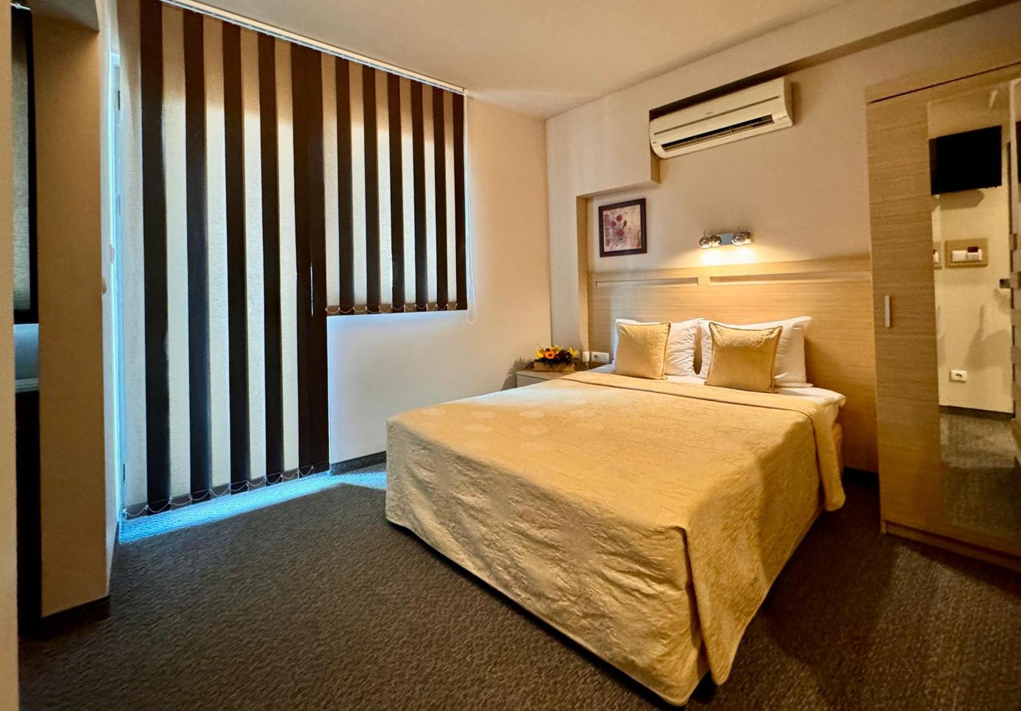 Expo Hotel Пловдив Экстерьер фото
